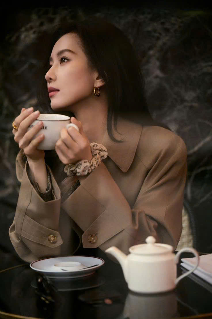 Bán Nhà Sau Ly Hôn, Cả Nhà Chồng Cũ Quỳ Trước Cửa Tôi