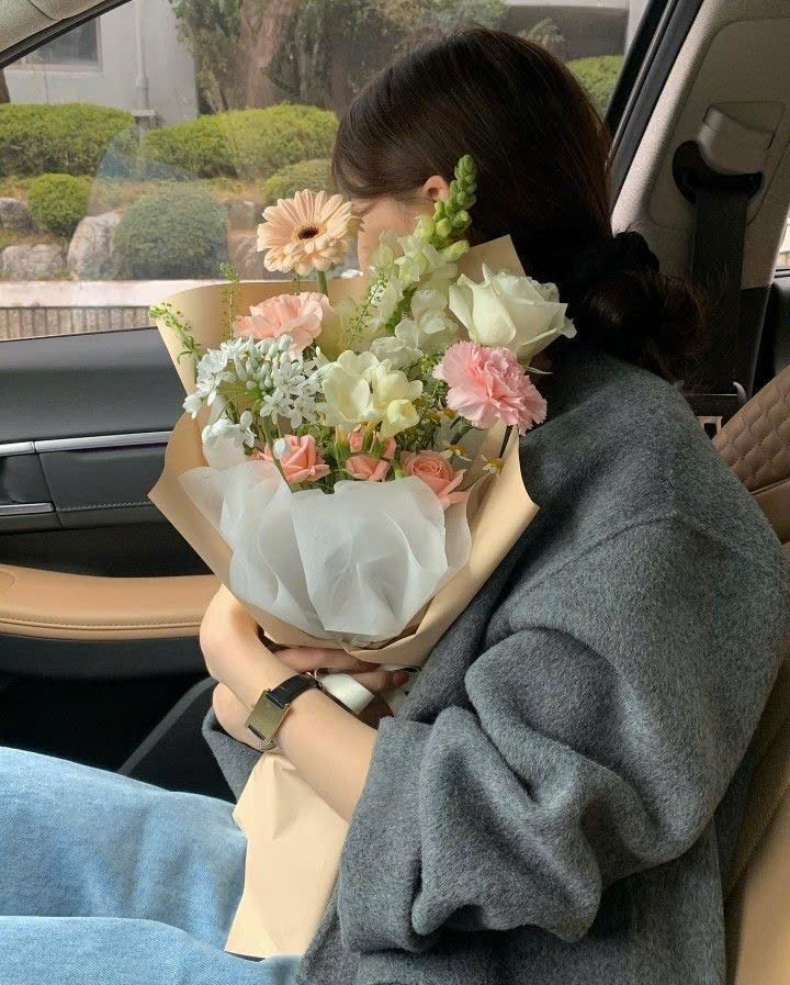 Người Phụ Nữ Nắm Vững Tay Lái